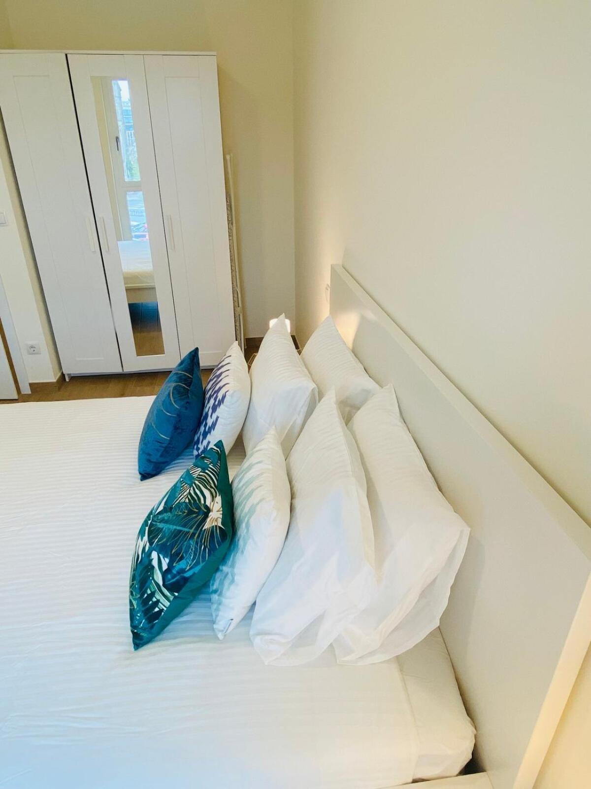 Appartement Luxury Flat In Center With Free Parking-hol1